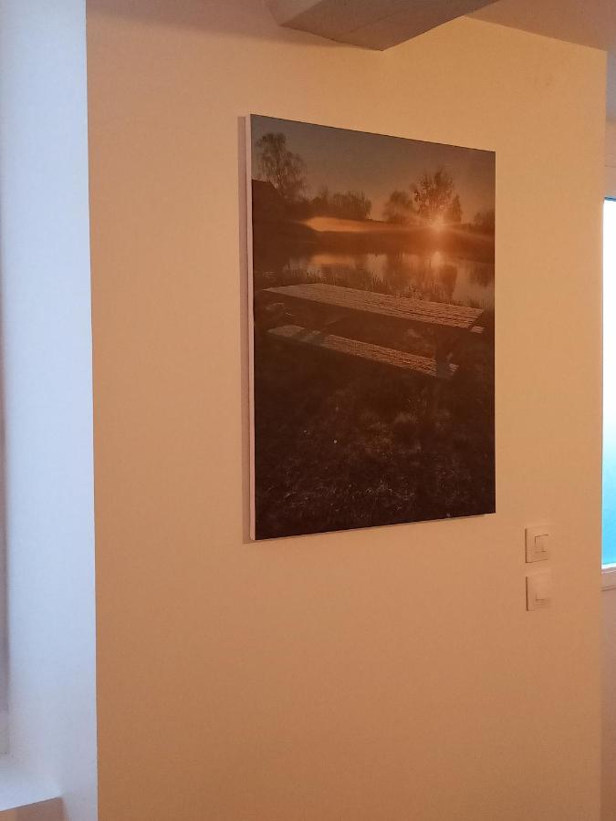Le Blason Du Poete Mayet Exteriér fotografie